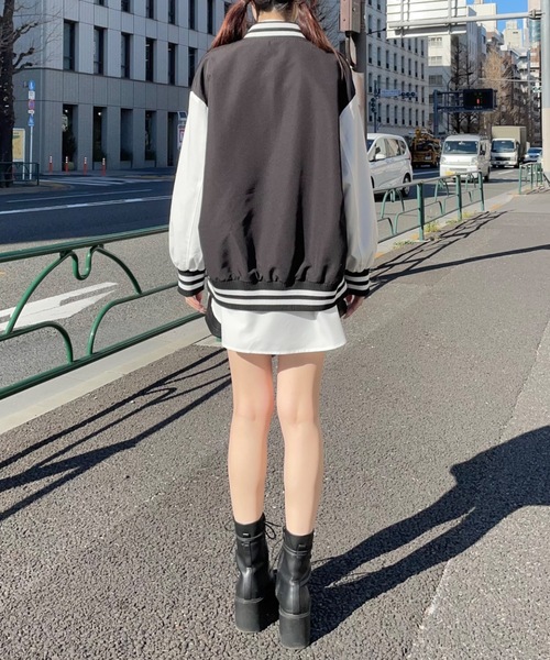 one way（ワンウェイ）の「ナイロンスタジャン ユニセックス オーバー