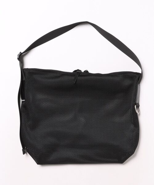 ADAM PATEK(アダムパテック)の「【Km】【it】【ADAM PATEK】 mesh shoulder bag/メッシュショルダーバッグ(ショルダーバッグ・メンズ・ブラック・FREE)」の2枚目の写真