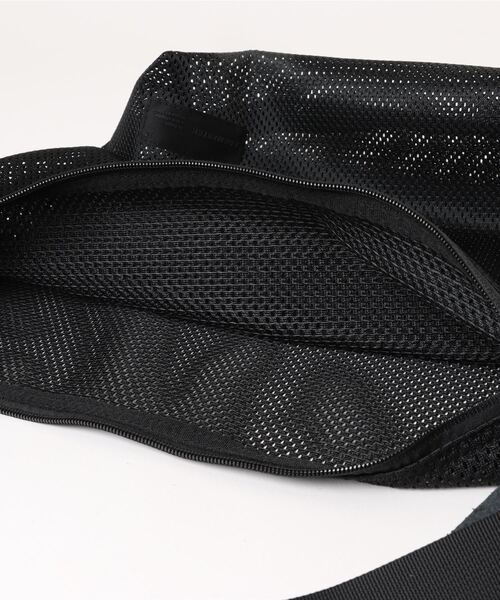 ADAM PATEK(アダムパテック)の「【Km】【it】【ADAM PATEK】 mesh shoulder bag/メッシュショルダーバッグ(ショルダーバッグ・メンズ・ブラック・FREE)」の4枚目の写真