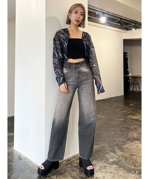 EMODA（エモダ）の「ヴィンテージライクライトジーンズ（デニムパンツ・レディース・グレー/ライトブルー・SMALL/MEDIUM）」の17枚目の写真