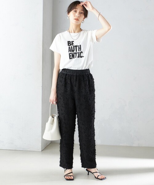 +81BRANCA(ハチイチブランカ)の「【SHIPS別注】81BRANCA:バリエーション ロゴ TEE ◇(Tシャツ/カットソー・レディース・オフホワイト/ストーン/ライトグレー/ブラウン・ONE SIZE)」の7枚目の写真