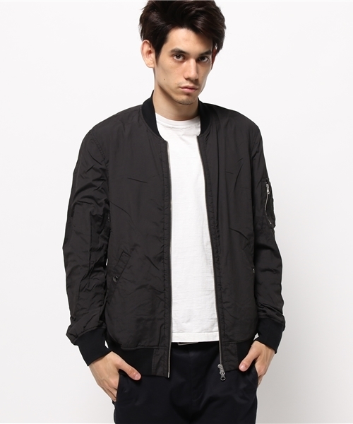 AZUL by moussy（アズールバイマウジー）の「ポリタフタ裏天竺MA-1（MA-1・メンズ・ブラック・MEDIUM/SMALL/LARGE/X-SMALL/X-LARGE）」の5枚目の写真