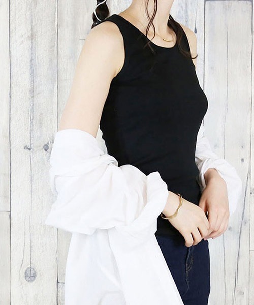 LARU(ラルー)の「タンクトップ インナー(タンクトップ・レディース・ブラック/ネイビー/ホワイト/杢グレー/チャコールグレー/カーキ/グレー系その他・M/L)」の13枚目の写真