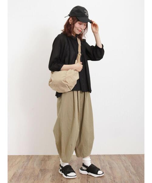 Samansa Mos2(サマンサ モスモス)の「【Lサイズ WEB限定】【UVカット】さらりと軽やかコクーンパンツ(その他パンツ・レディース・ネイビー/ベージュ/カーキ・M/L)」の21枚目の写真