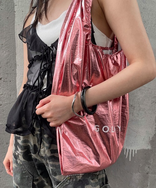 GOLDY(ゴールディ)の「レジン&メタル ウェーブ セット バングル(バングル/リストバンド・レディース・その他6/シルバー/グレー/その他4/ゴールド/ベージュ/その他1/その他2/その他3/その他5/ブラウン/グリーン/カーキ・FREE)」の13枚目の写真