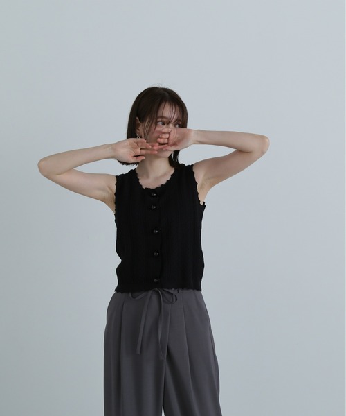 N.（N. Natural Beauty Basic）（エヌエヌナチュラルビューティーベーシック）の「◆ミニケーブルボタンニットタンク（ニット/セーター・レディース・ブラック/オフホワイト/グリーン・MEDIUM）」の22枚目の写真