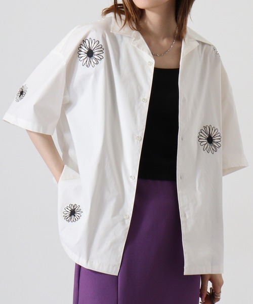 ATELANE（アテレーン）の「アソート刺繍開襟S/Sシャツ（シャツ/ブラウス・メンズ・ホワイト/ブラウン/ベージュ系/ブラック系/チャコール/ベージュ/ホワイト系/ブラック/チャコールグレー/グレー/グレー系/ブルー・L/M/XL）」の3枚目の写真