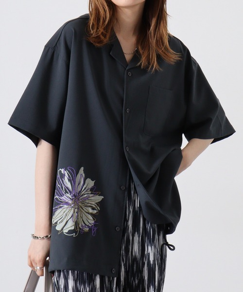 ATELANE（アテレーン）の「アソート刺繍開襟S/Sシャツ（シャツ/ブラウス・メンズ・ホワイト/ブラウン/ベージュ系/ブラック系/チャコール/ベージュ/ホワイト系/ブラック/チャコールグレー/グレー/グレー系/ブルー・L/M/XL）」の7枚目の写真