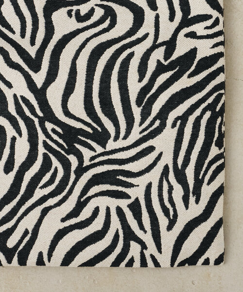 Actually(アクチュアリー)の「アニマルジャガードトートバッグ(トートバッグ・レディース・ホワイト/ホワイト系その他・0)」の7枚目の写真