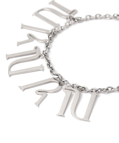 Anui（アニュイ）の「【UNISEX】ステンレスモチーフロゴブレスレット（ブレスレット・レディース・シルバー・FREE）」の4枚目の写真