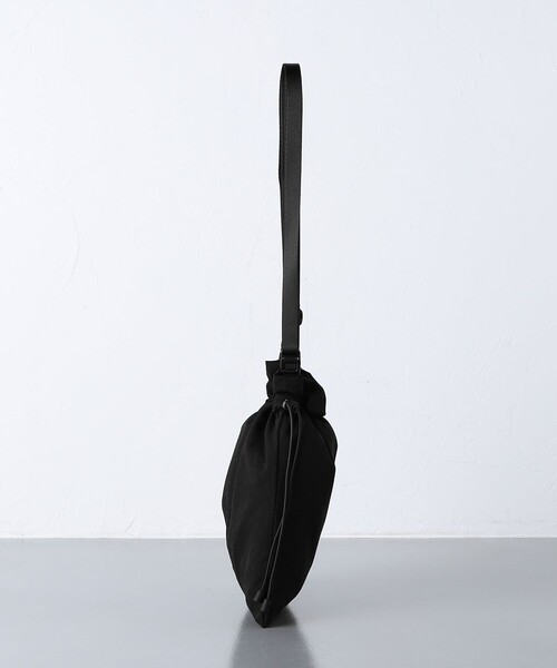 UNITED ARROWS（ユナイテッドアローズ）の「DotAir ドットエアー サコッシュ（ハンドバッグ・メンズ・ブラック・FREE）」の9枚目の写真