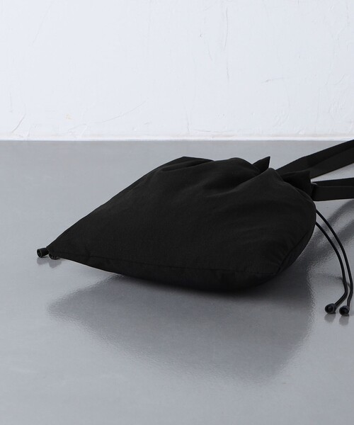 UNITED ARROWS（ユナイテッドアローズ）の「DotAir ドットエアー サコッシュ（ハンドバッグ・メンズ・ブラック・FREE）」の4枚目の写真