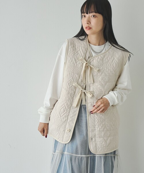 coen（コーエン）の「幾何柄キルトリバーシブルベスト（ベスト・レディース・オフホワイト/オリーブ・FREE）」の12枚目の写真