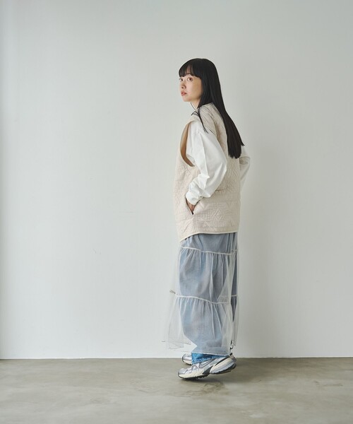 coen（コーエン）の「幾何柄キルトリバーシブルベスト（ベスト・レディース・オフホワイト/オリーブ・FREE）」の21枚目の写真