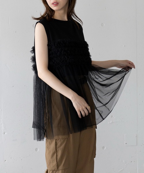 MAISON BREEZE(メゾンブリーズ)の「【MAISON BREEZE】プリーツチュールドッキングノースリーブ PO DTK(Tシャツ/カットソー・レディース・ホワイト/グレー/ブラック・FREE)」の2枚目の写真