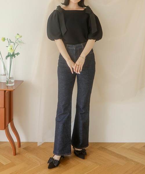 favclo.(ファブクロ)の「off shoulder ribbon tops / オフショルダーリボントップス(Tシャツ/カットソー・レディース・サックスブルー/ブラック/アイボリー・FREE)」の11枚目の写真