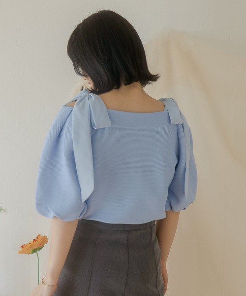 favclo.(ファブクロ)の「off shoulder ribbon tops / オフショルダーリボントップス(Tシャツ/カットソー・レディース・サックスブルー/ブラック/アイボリー・FREE)」の9枚目の写真