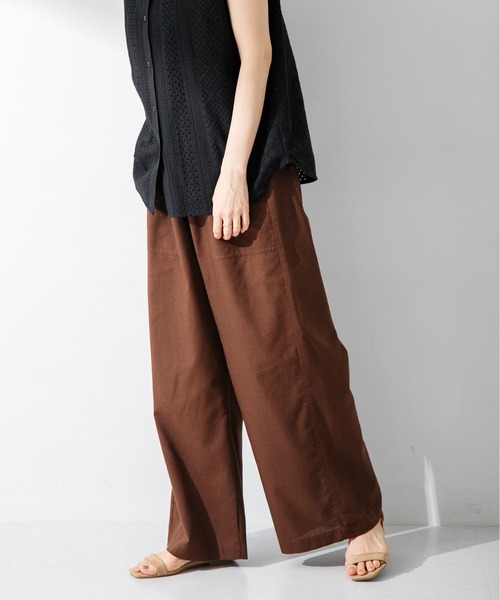 URBAN RESEARCH Sonny Label（アーバンリサーチサニーレーベル）の「『UR TECH 高機能リネン』リネン混ベイカーイージーパンツ（その他パンツ・レディース・ブラック/ブラウン/ブルー・36/38）」の2枚目の写真