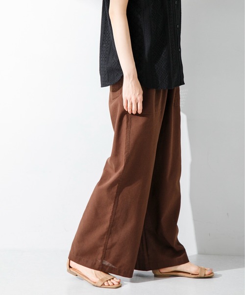 URBAN RESEARCH Sonny Label（アーバンリサーチサニーレーベル）の「『UR TECH 高機能リネン』リネン混ベイカーイージーパンツ（その他パンツ・レディース・ブラック/ブラウン/ブルー・36/38）」の21枚目の写真