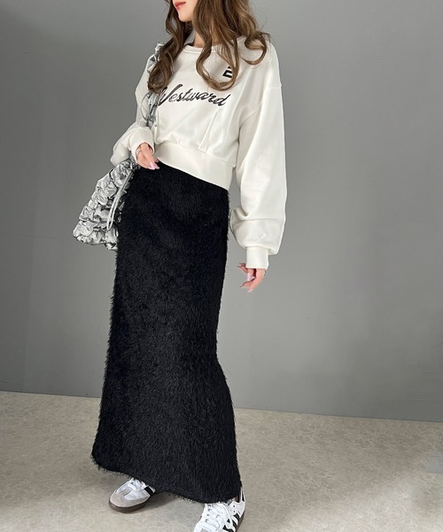 mily bilet(ミウィビレット)の「【mily bilet】カジュアルと女性らしさ両方が叶う!バックスリットシャギーストレートスカート(スカート・レディース・ブラック/アイボリー・LARGE/MEDIUM/SMALL/X-LARGE)」の11枚目の写真