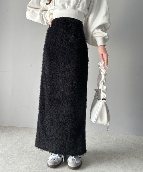 mily bilet(ミウィビレット)の「【mily bilet】カジュアルと女性らしさ両方が叶う!バックスリットシャギーストレートスカート(スカート・レディース・ブラック/アイボリー・LARGE/MEDIUM/SMALL/X-LARGE)」の15枚目の写真