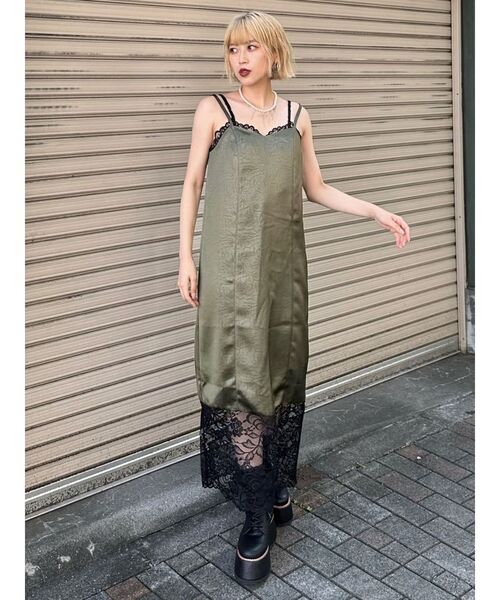 MURUA（ムルーア）の「レースドッキングワンピース（ワンピース・レディース・ブラック/カーキ・FREE）」の13枚目の写真