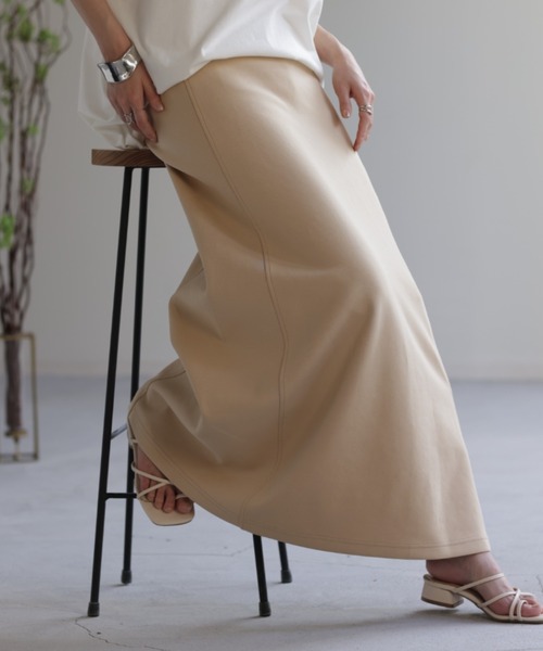 HUG.U（ハグユー）の「【セットアップ可】Aラインスウェットスカート（スカート・レディース・ベージュ/ライトグレー/ブラック/アイボリー・FREE）」の17枚目の写真