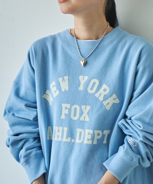 PENNEYS（ぺニーズ）の「【1枚で存在感アップ】PENNEYS（ぺニーズ）別注裏毛ロゴスウェット（スウェット・レディース・ライトグレー/ライトブルー/ダークグレー/ナチュラル・M/L）」の11枚目の写真