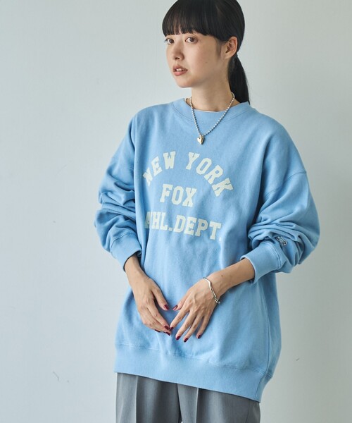 PENNEYS（ぺニーズ）の「【1枚で存在感アップ】PENNEYS（ぺニーズ）別注裏毛ロゴスウェット（スウェット・レディース・ライトグレー/ライトブルー/ダークグレー/ナチュラル・M/L）」の16枚目の写真