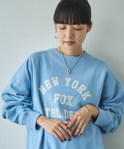 PENNEYS（ぺニーズ）の「【1枚で存在感アップ】PENNEYS（ぺニーズ）別注裏毛ロゴスウェット（スウェット・レディース・ライトグレー/ライトブルー/ダークグレー/ナチュラル・M/L）」の17枚目の写真