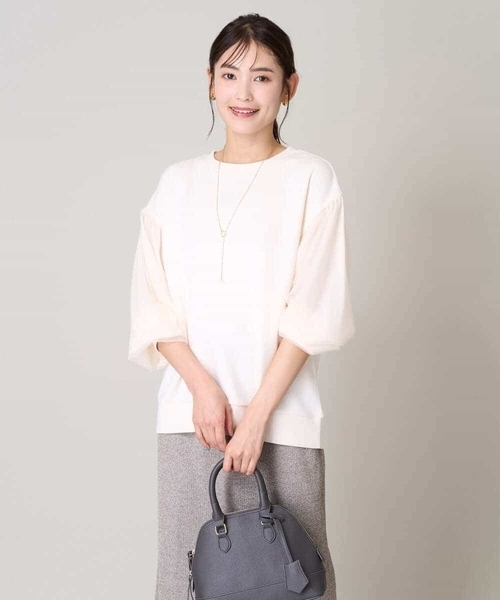 a.v.v(アーヴェヴェ)の「チュールスリーブトップス(Tシャツ/カットソー・レディース・アイボリー/ブラック・40/38/36/34/42)」の6枚目の写真