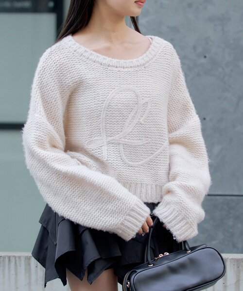 RAY CASSIN(レイカズン)の「前後2WAYループロゴルーズ短丈ニット(ニット/セーター・レディース・チャコールグレー/アイボリー/グリーン・FREE)」の4枚目の写真