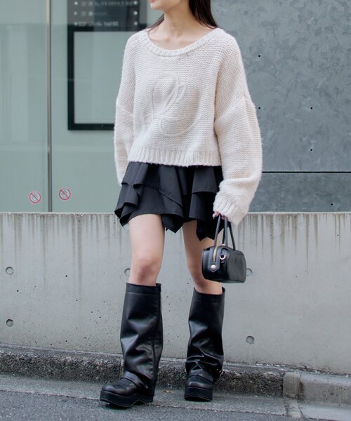 RAY CASSIN(レイカズン)の「前後2WAYループロゴルーズ短丈ニット(ニット/セーター・レディース・チャコールグレー/アイボリー/グリーン・FREE)」の7枚目の写真