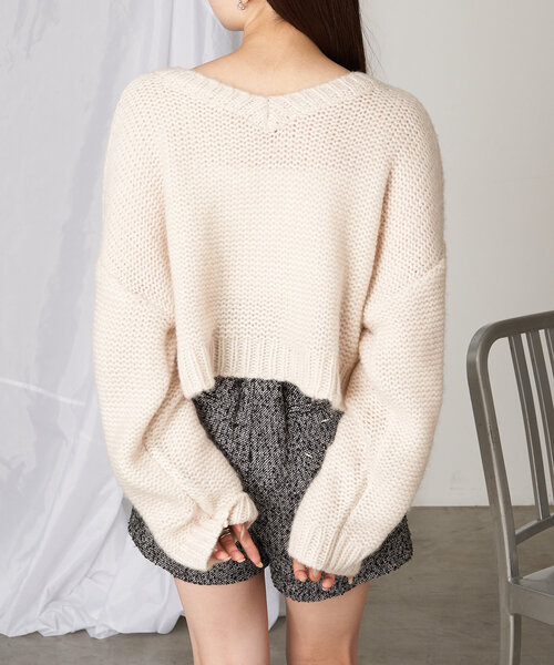 RAY CASSIN(レイカズン)の「前後2WAYループロゴルーズ短丈ニット(ニット/セーター・レディース・チャコールグレー/アイボリー/グリーン・FREE)」の10枚目の写真