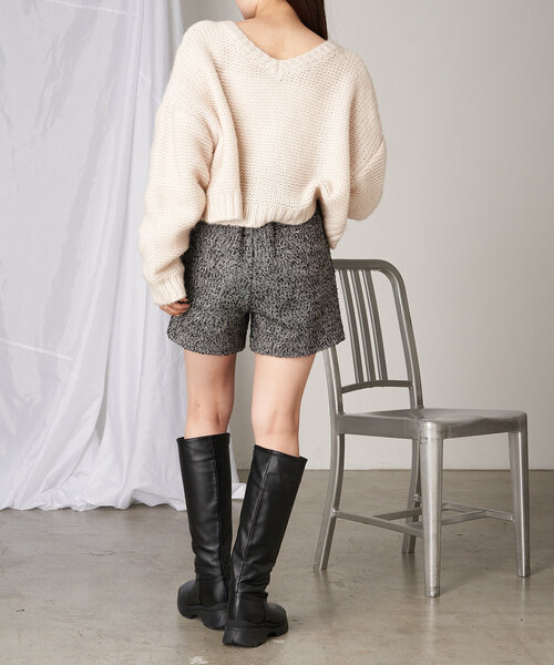 RAY CASSIN(レイカズン)の「前後2WAYループロゴルーズ短丈ニット(ニット/セーター・レディース・チャコールグレー/アイボリー/グリーン・FREE)」の13枚目の写真