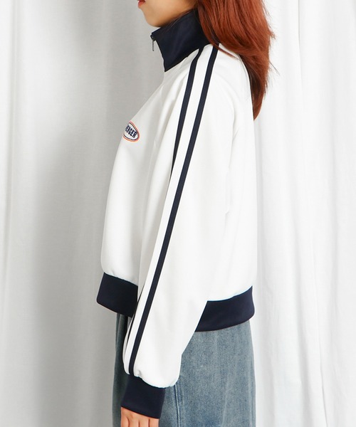 GORGE(ゴージ)の「ハーフZIPライン短丈プルオーバー(その他トップス・レディース・ネイビー/オフホワイト・F)」の6枚目の写真