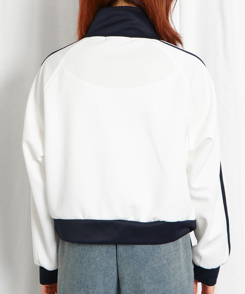 GORGE(ゴージ)の「ハーフZIPライン短丈プルオーバー(その他トップス・レディース・ネイビー/オフホワイト・F)」の7枚目の写真