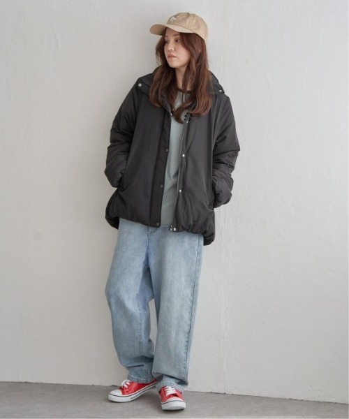 LBC(エルビーシー)の「スタンドネック中綿ブルゾン(ブルゾン・レディース・ブラック/ブルー/アイボリー・M/L)」の16枚目の写真