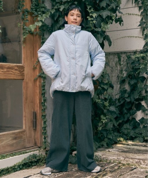 LBC(エルビーシー)の「スタンドネック中綿ブルゾン(ブルゾン・レディース・ブラック/ブルー/アイボリー・M/L)」の8枚目の写真