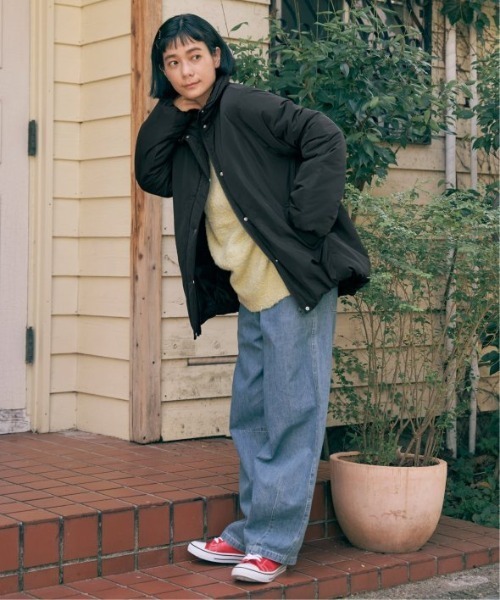 LBC(エルビーシー)の「スタンドネック中綿ブルゾン(ブルゾン・レディース・ブラック/ブルー/アイボリー・M/L)」の7枚目の写真