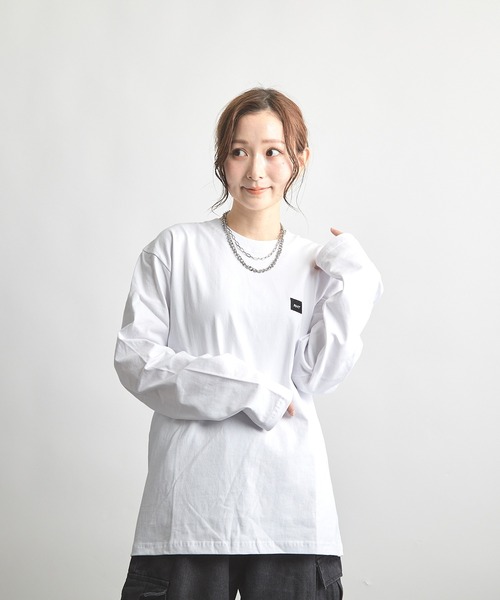B'day(ビーデイ)の「ヘヴィウェイト天竺 刺繍 長袖 クルーネック(Tシャツ/カットソー・レディース・ブラック/ホワイト/ベージュ・LARGE/MEDIUM)」の15枚目の写真