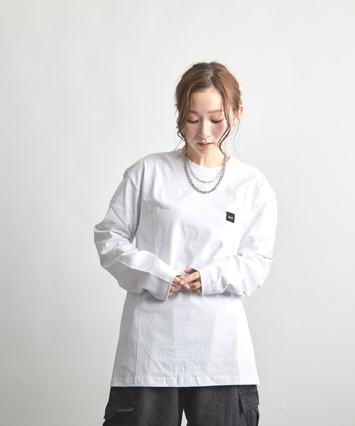 B'day(ビーデイ)の「ヘヴィウェイト天竺 刺繍 長袖 クルーネック(Tシャツ/カットソー・レディース・ブラック/ホワイト/ベージュ・LARGE/MEDIUM)」の5枚目の写真