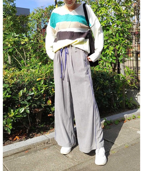 Q(キュー)の「ソフトコールパンツ(その他パンツ・レディース・ライトグレー/ベージュ・MEDIUM)」の9枚目の写真