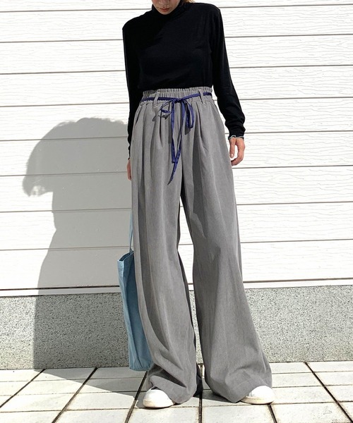 Q(キュー)の「ソフトコールパンツ(その他パンツ・レディース・ライトグレー/ベージュ・MEDIUM)」の14枚目の写真