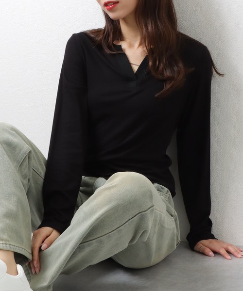 Lace Ladies(レースレディース)の「キーネック ソリッドカラー 長袖 コンパクト トップス(Tシャツ/カットソー・レディース・ブラック/アイボリー/グレー/ホワイト・FREE)」の5枚目の写真