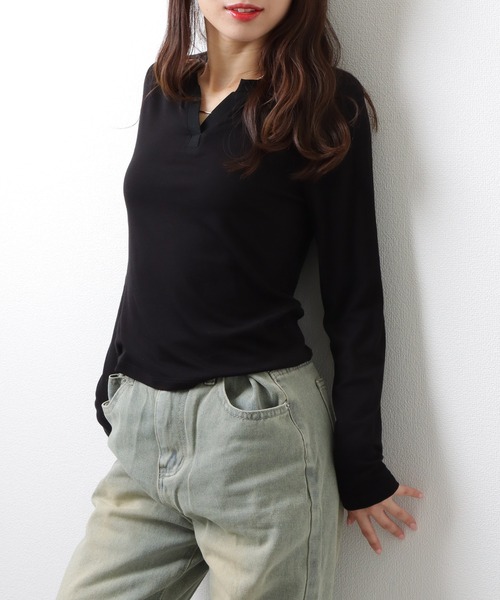 Lace Ladies(レースレディース)の「キーネック ソリッドカラー 長袖 コンパクト トップス(Tシャツ/カットソー・レディース・ブラック/アイボリー/グレー/ホワイト・FREE)」の7枚目の写真