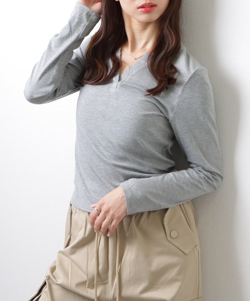 Lace Ladies(レースレディース)の「キーネック ソリッドカラー 長袖 コンパクト トップス(Tシャツ/カットソー・レディース・ブラック/アイボリー/グレー/ホワイト・FREE)」の22枚目の写真