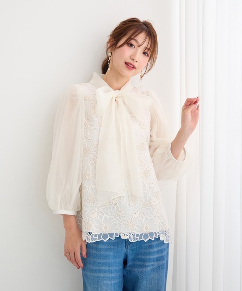 Rose Tiara（ローズティアラ）の「オーガンジー刺繍ブラウス（シャツ/ブラウス・レディース・オフホワイト/ブラック・40/38/46/42）」の4枚目の写真