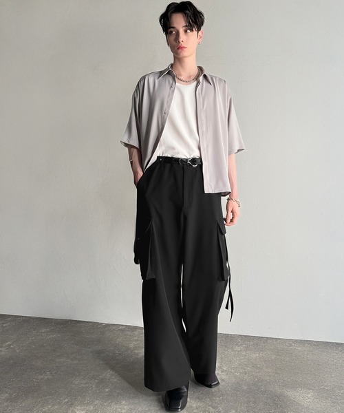 Classical Origin（クラシカルオリジン）の「ビッグポケット付きパラシュートワイドスラックス／Big Pocket Parachute Wide Trousers（カーゴパンツ・メンズ・ブラック/チャコール・SMALL/MEDIUM/LARGE）」の7枚目の写真