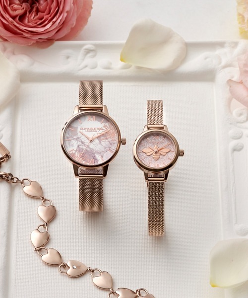 OLIVIA BURTON/オリビアバートン」シグネチャー - ミニ ラッキー OLIVIA BURTON/オリビアバートン」シグネチャー - ミニ ラッキー